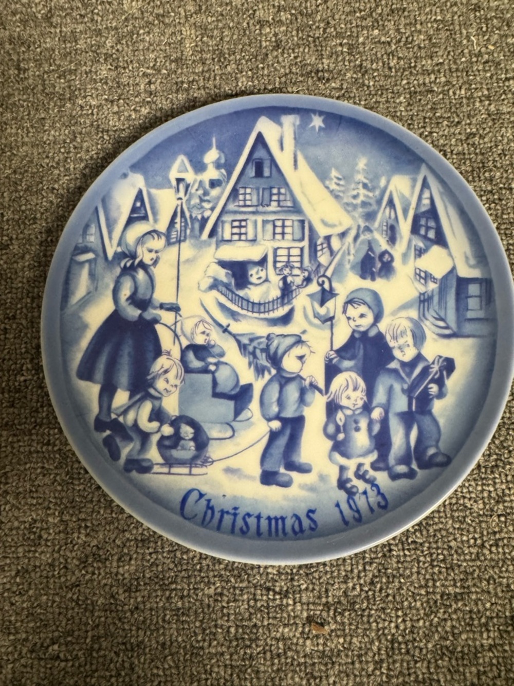 Norcrest China Blue Christmas 1973 Decorative Collector Plate